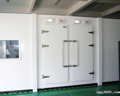 使用恒温恒湿实验室